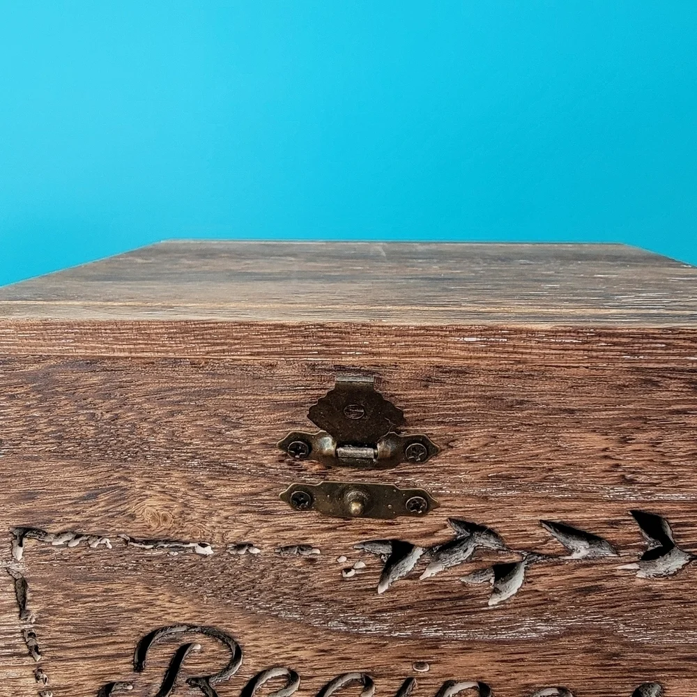 Rustic Hinged Wooden Recipe Box Folk Art Cutout Farmhouse
